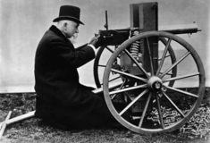 Είναι τα όπλα η πιο καθοριστική εφεύρεση του σύγχρονου κόσμου; 