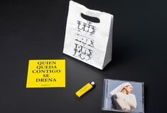 Η Rosalia, η ακρόαση του LUX και ένα unboxing με σουπερ cool καλούδια