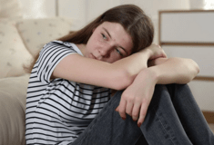 ΓΙΑ ΣΚ - Οι διατροφικές διαταραχές αυξάνουν σοβαρούς κινδύνους υγείας ακόμη και δέκα χρόνια μετά τη διάγνωση