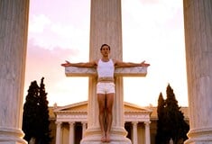 Κοντά στην άγρια καρδιά αυτού του κόσμου/ από τον Πάνο Μιχαήλ