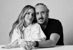 Μάνος Χατζιδάκις: Ο γιος του προσφεύγει στη Δικαιοσύνη για την παγκόσμια περιοδεία – Τι απαντά η εταιρεία παραγωγής