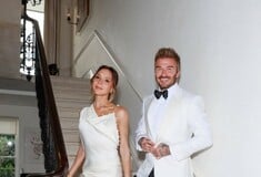 «Πες την αλήθεια» - Το πείραγμα του Ντέιβιντ Μπέκαμ στη Βικτώρια για τον στολισμό του χριστουγεννιάτικου δέντρου