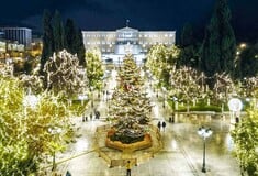 Χριστούγεννα στην Αθήνα: Πότε φωταγωγείται το δέντρο - Το πρόγραμμα της εκδήλωσης στο Σύνταγμα