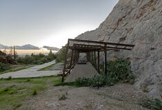 Ένα γλυπτό ζωντανεύει το «άγνωστο» λατομείο του Φιλοπάππου