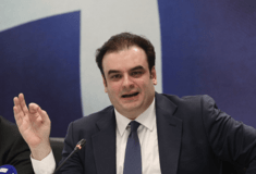 Bloomberg: Ο Πιερρακάκης ανακοινώνει σήμερα την υποψηφιότητά του για την προεδρία του Eurogroup