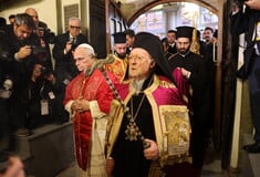 Υπεγράφη η Κοινή Δήλωση Πάπα Λέοντος και Πατριάρχη Βαρθολομαίου στο Φανάρι