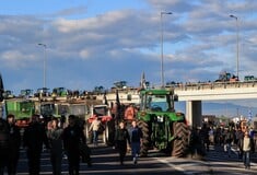 ΑΓΡΟΤΕΣ ΜΠΛΟΚΑ