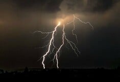 Καιρός - Τσατραφύλλιας: Έρχεται κρίσιμο 48ωρο με καταιγίδες, χαλαζοπτώσεις, νοτιάδες και χιόνια