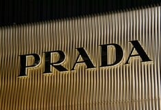 Η Prada αποκτά τη Versace, μια ιστορική στιγμή για τον κόσμο της μόδας