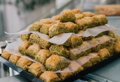 Με φιστίκι ή με καρύδι, ο μπακλαβάς είναι ένας