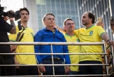 Ο πρωτότοκος γιος του Μπολσονάρου θα θέσει υποψηφιότητα για την προεδρία της Βραζιλίας 