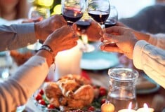 ΧΡΙΣΤΟΥΓΕΝΝΙΑΤΙΚΟ ΤΡΑΠΕΖΙ 2025 ΤΙΜΕΣ ΑΚΡΙΒΕΙΑ