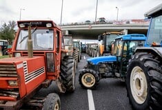 ΑΓΡΟΤΕΣ ΜΠΛΟΚΑ