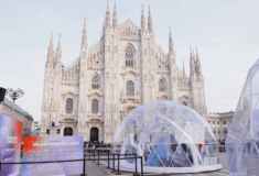 Η TCL έφερε τη μαγεία των Χριστουγέννων και τον παλμό των Χειμερινών Ολυμπιακών στο Μιλάνο