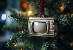 Χριστούγεννα με δώρα που πραγματικά θες: Δωρεάν πρόσβαση στην ΕΟΝ από τη Nova