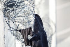 ΜΕΤΑΝΑΣΤΕΣ ΚΑΛΑΙ ΓΑΛΛΙΑ ΑΚΡΟΔΕΞΙΟΙ