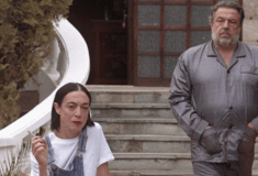 Μια Έντα με άσφαιρο πιστόλι