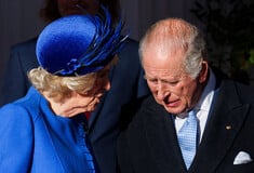 Βασίλισσα Καμίλα: Εκτός βασιλικής οικογένειας τα παιδιά της για τα Χριστούγεννα