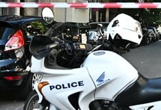 ΧΟΛΑΡΓΟΣ ΕΠΙΘΕΣΗ ΜΕ ΜΑΧΑΙΡΙ ΦΥΛΑΚΗ ΑΝΗΛΙΚΟΙ