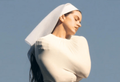 Rosalia και Bad Bunny ανάμεσα στα καλύτερα άλμπουμ της χρονιάς διεθνώς