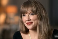 Τέιλορ Σουίφτ: Ξέσπασε κλάματα μετά τη συνάντηση με επιζώντες της αιματηρής επίθεση στο Σάουθπορτ