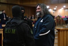 ΧΡΥΣΗ ΑΥΓΗ ΔΙΚΗ ΕΙΣΑΓΓΕΛΕΑΣ ΝΑΖΙΣΜΟΣ ΑΚΡΟΔΕΞΙΑ