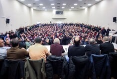 ΑΓΡΟΤΕΣ ΜΠΛΟΚΑ ΚΥΡΙΑΚΟΣ ΜΗΤΣΟΤΑΚΗΣ