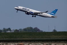 Πιλότος απέφυγε «παραλίγο σύγκρουση» με στρατιωτικό αεροσκάφος των ΗΠΑ κοντά στη Βενεζουέλα