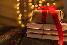 Πείτε «χρόνια πολλά» με ένα βιβλίο