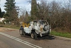 Φωκίδα: Άνδρας εντοπίστηκε απανθρακωμένος μέσα σε ΙΧ - Φωτιά ξέσπασε και στο σπίτι του