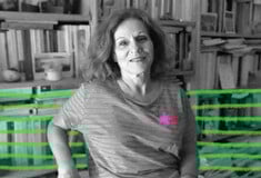 ΕΠΕΞ Το πίσω ράφι/ Έλενα Χουζούρη «Δυο φορές αθώα»