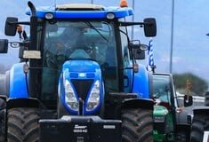 Μπλόκα αγροτών ενόψει της εξόδου των εκδρομέων για τα Χριστούγεννα