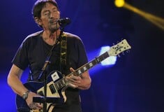 ΚΡΙΣ ΡΙΑ ΤΡΑΓΟΥΔΙΣΤΗΣ