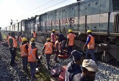 ΙΝΔΙΑ ΤΡΕΝΟ ΕΛΕΦΑΝΤΕΣ