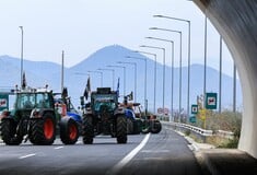 Τα αγροτικά μπλόκα στη χώρα: Η κυκλοφορία στους βασικούς οδικούς άξονες