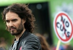 ΡΑΣΕΛ ΜΠΡΑΝΤ ΒΙΑΣΜΟΣ ΣΕΞΟΥΑΛΙΚΗ ΚΑΚΟΠΟΙΗΣΗ