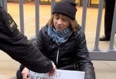 ΓΚΡΕΤΑ ΤΟΥΝΜΠΕΡΓΚ ΣΥΛΛΗΨΗ ΛΟΝΔΙΝΟ