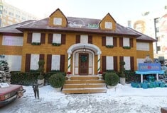 ΜΟΝΟΣ ΣΤΟ ΣΠΙΤΙ ΡΕΚΟΡ