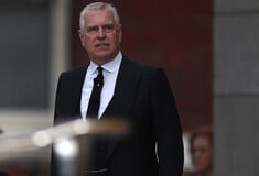 Πρίγκιπας Άντριου: Η φωτογραφία του ανήμερα των Χριστουγέννων μετά τον αποκλεισμό από τη βασιλική οικογένεια