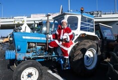 ΑΓΡΟΤΕΣ ΜΠΛΟΚΑ ΑΠΟΦΑΣΗ