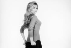 ΜΠΡΙΖΙΤ ΜΠΑΡΝΤΟ ΠΕΘΑΝΕ