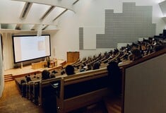 ΑΙΩΝΙΟΙ ΦΟΙΤΗΤΕΣ ΔΙΑΓΡΑΦΗ ΠΑΡΑΤΑΣΗ ΣΠΟΥΔΩΝ