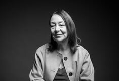 Η Λυδία Φωτοπούλου διαβάζει το «Είναι η αγάπη φονικό» της Λένας Κιτσοπούλου