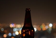 ΡΕΘΥΜΝΟ ΑΛΚΟΟΛ ΑΝΗΛΙΚΗ ΣΥΛΛΗΨΗ