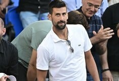 Ο Νόβακ Τζόκοβιτς μάς ευχήθηκε «καλή χρονιά» σε πολλές γλώσσες, ξεκινώντας από τα ελληνικά 