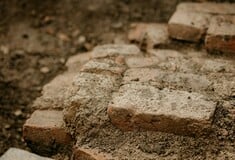 Νεκρική πυρά στην Αφρική θεωρείται η παλαιότερη στον κόσμο που περιέχει λείψανα ενηλίκων