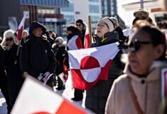 ΓΡΟΙΛΑΝΔΙΑ ΤΡΑΜΠ ΧΡΗΜΑΤΑ