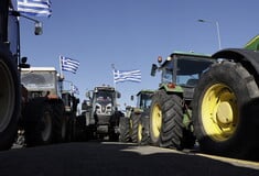 ΑΓΡΟΤΕΣ ΜΠΛΟΚΑ ΔΙΑΟΛΟΓΟΣ ΣΥΝΕΛΕΥΣΗ