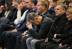 Φωτιά στο Crans-Montana: Η θλίψη μετατρέπεται σε οργή και οι Ελβετοί αμφισβητούν ανοιχτά την κυβέρνηση