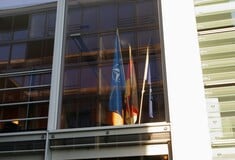 ΝΑΤΟ ΔΙΑΜΑΧΗ ΓΡΟΙΛΑΝΔΙΑ